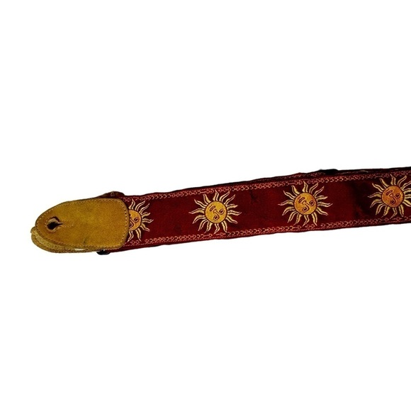 Levy’s MPJG Vintage Sun Guitar Strap Red Jacquard Gold Sun with Tan Suede Ends - Picture 5 of 12